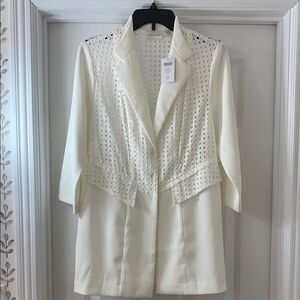 Chico's Size 0 lightweight white blazer jacket with 3/4 sleeves NWT